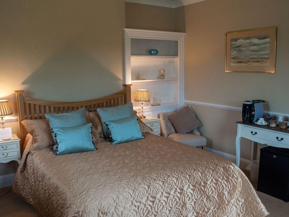 ローンソン Poole Farm Bed & Breakfast エクステリア 写真