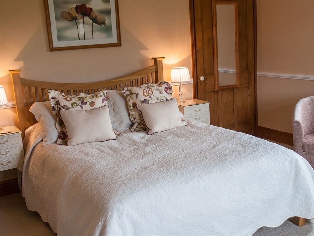 ローンソン Poole Farm Bed & Breakfast エクステリア 写真